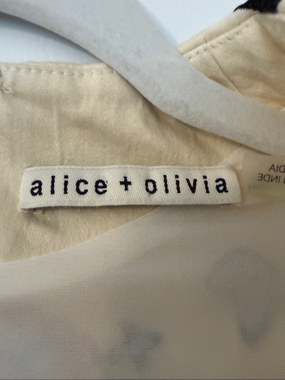 Alice and Olivia sleeveless Floral Embroidered Sheath Dress - Picture 3 of 3
